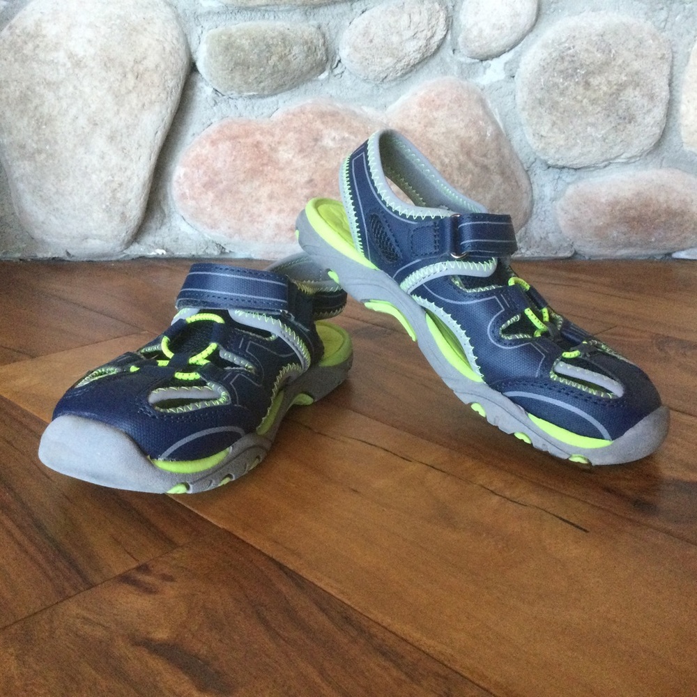 ✔️ Wonder Nation Fisherman Sandal Size 1